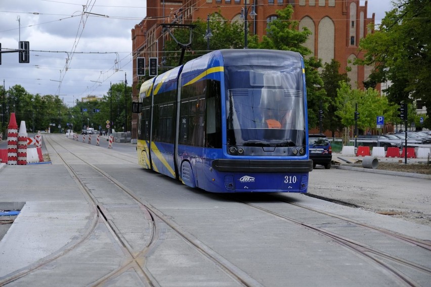 Nowe torowiska tramwajowe...
