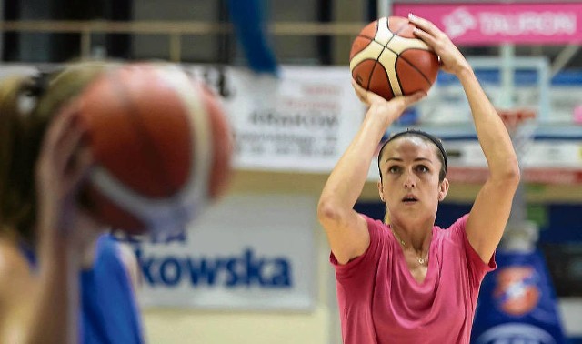 Ewelina Kobryn to multimedalistka. Wygrywała rozgrywki w Polsce, Rosji, a także Euroligę i WNBA