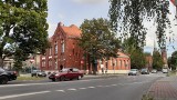 Galeria Stara Łaźnia w Zawierciu. Miasto pięknie odrestaurowało budynek na osiedlu robotniczym TAZ