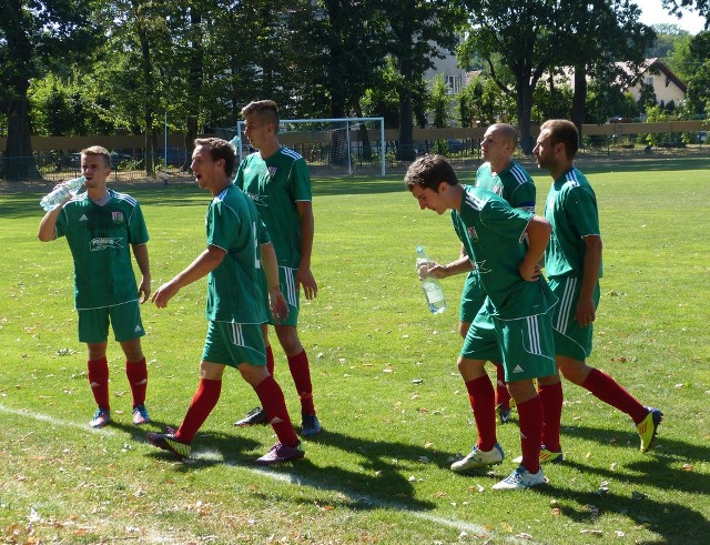 Piłkarze Sokoła Nisko mają za sobą spotkanie z Pogonią Leżajsk.