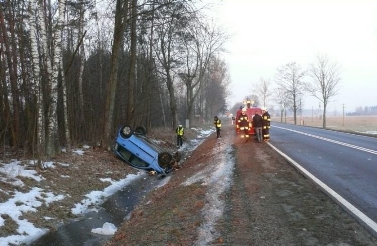 Policjanci szczegółowo wyjaśniają przyczyny i okoliczności...