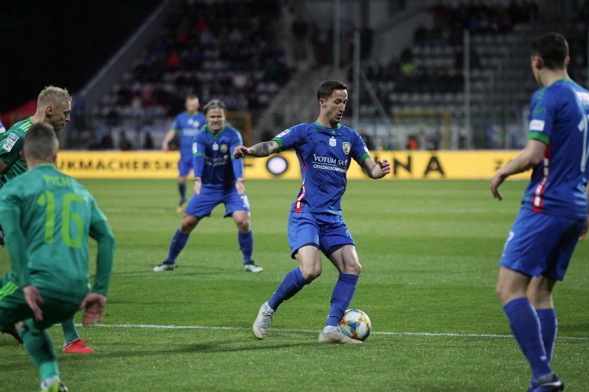 Miedź Legnica zapewni sobie utrzymanie jeśli:...