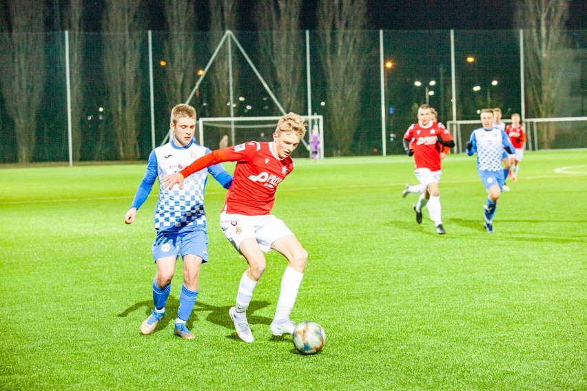 Mecz Centralnej Ligi Juniorów U-17 Wisła Kraków - Hutnik...