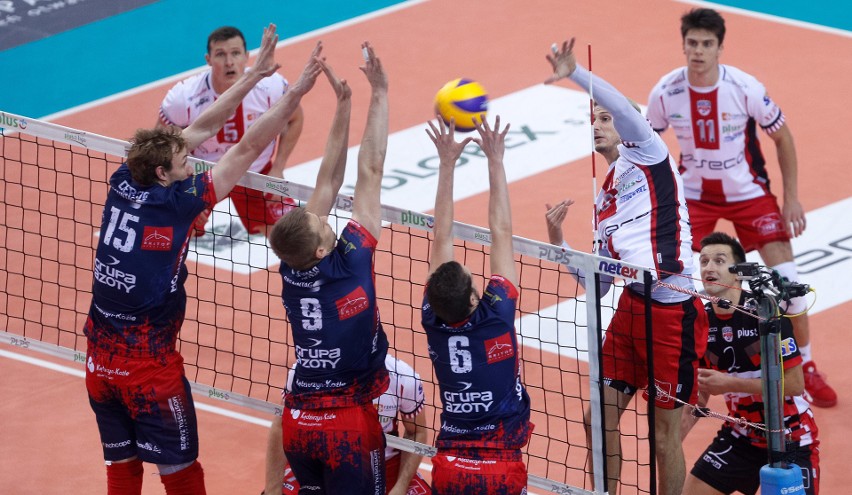 Asseco Resovia przegrała u siebie z Zaksą 1:3.