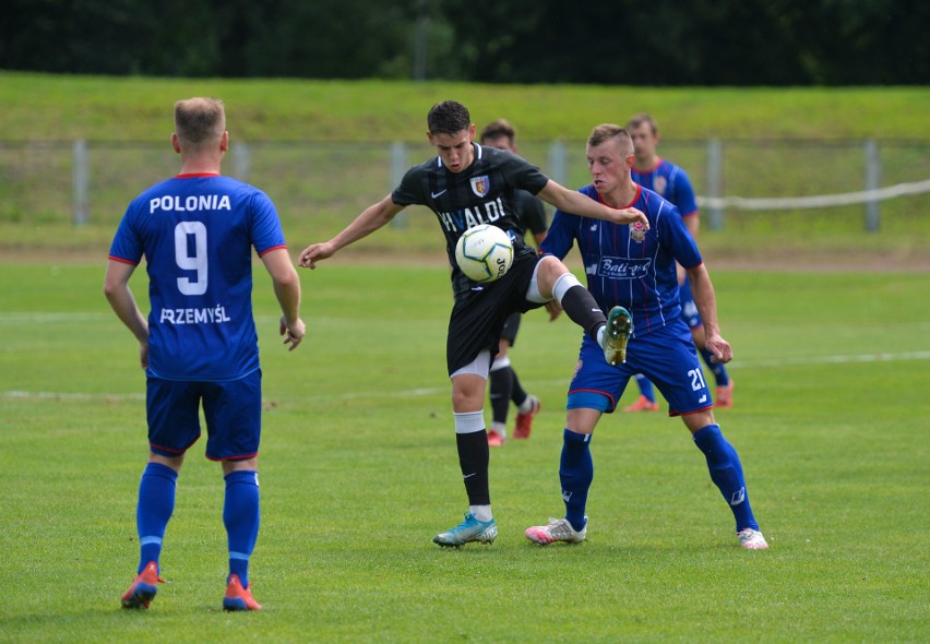 4 liga. Polonia Przemyśl przegrała u siebie z Karpatami Krosno 0:3 [ZDJĘCIA]