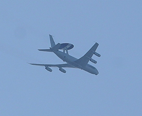 Samolot AWACS nad Poznaniem uchwycony przez naszego...
