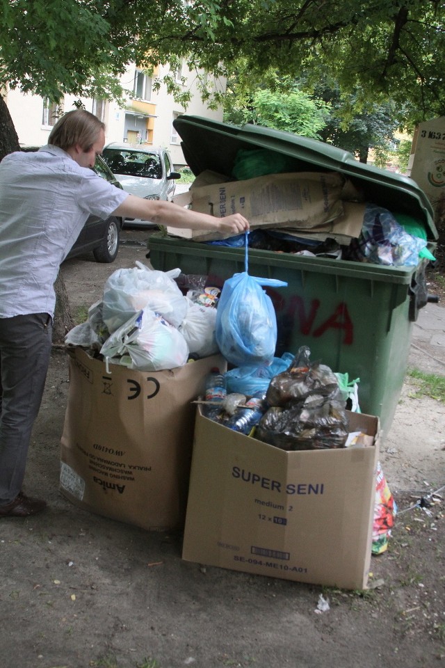Trzeba zapłacić gminie za pierwszy miesiąc odbioru śmieci