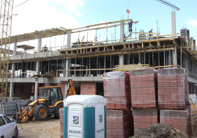 Budowa radomskiego sanepiduPrace na placu budowy nowej siedziby radomskiego sanepidu nabrały tempa.