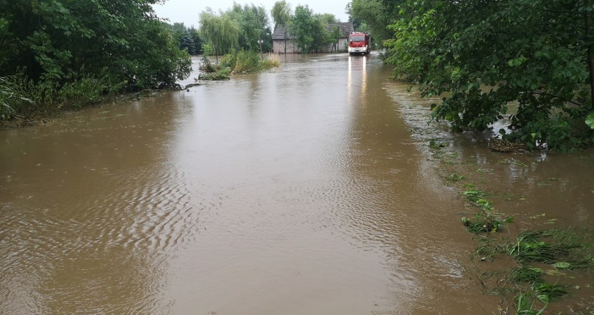 Proszowice. Potężna burza nad powiatem                    