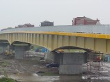 Koszyce. Most na Wiśle służy kierowcom od 20 lat. Zobacz archiwalne zdjęcia