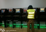 KAS przejęła 18 automatów do gier i gotówkę. Udana akcja w Bydgoszczy i regionie