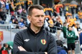 Korona Kielce gra z Odrą Opole pierwszy baraż o awans do PKO Ekstraklasy. Trener Leszek Ojrzyński mówi o sytuacji kadrowej