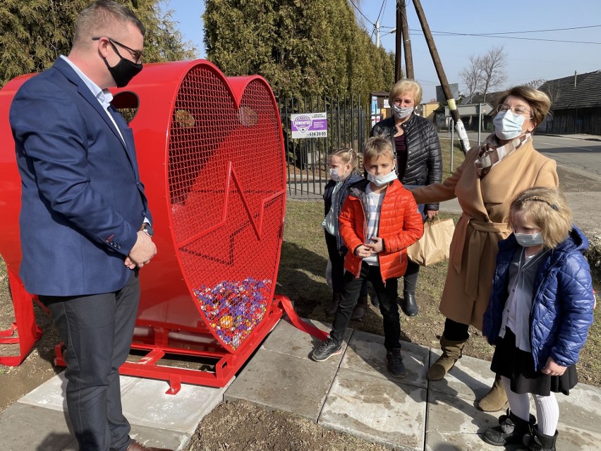 Serca na nakrętki stanęły w ostatnich dniach w Zakrzowie i...