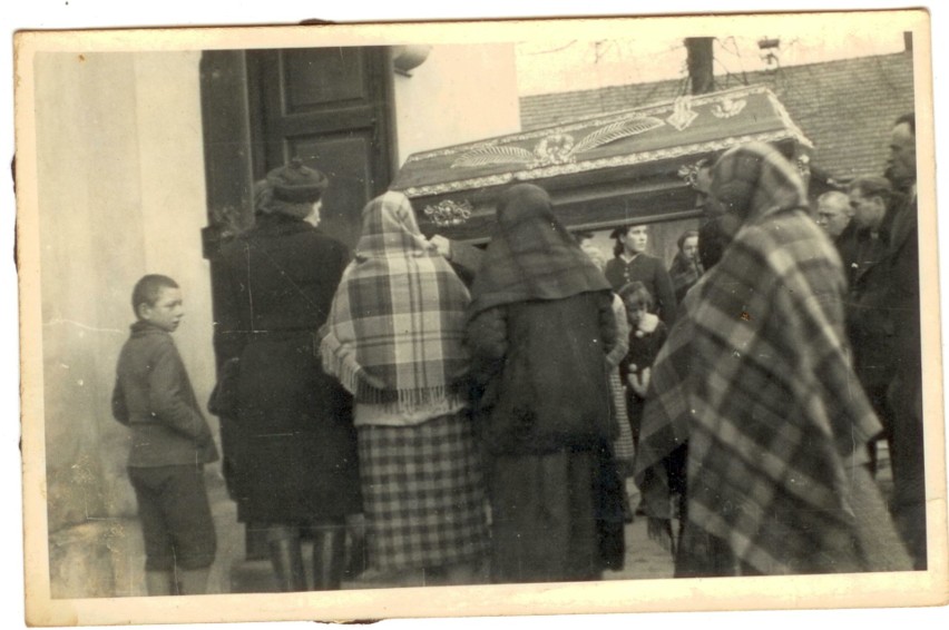 Tarnów. Zobaczcie, jak wyglądał Krzyż na starej fotografii [ZDJĘCIA]