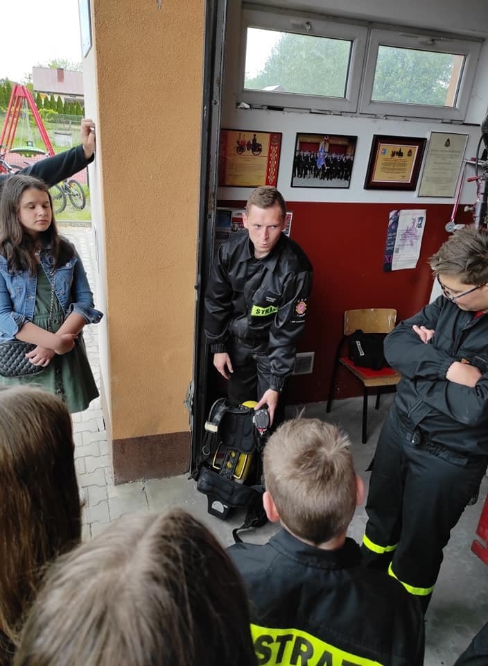 W Wysokinie, w gminie Odrzywół młodzież dowiedziała się, jak pracuje Ochotnicza Straż Pożarna