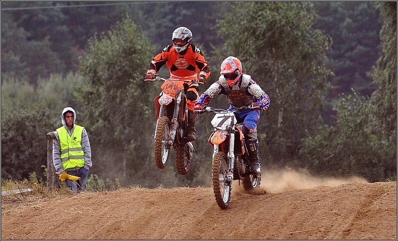 Zawody motocrossowe w Konikowie