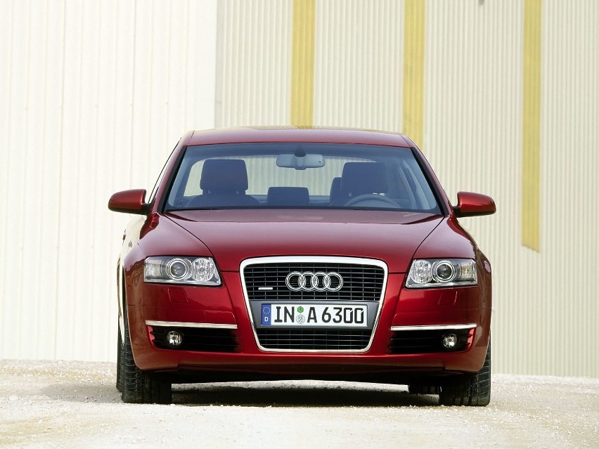 Audi A6 VI generacji zaprezentowano w marcu 2004 roku na...