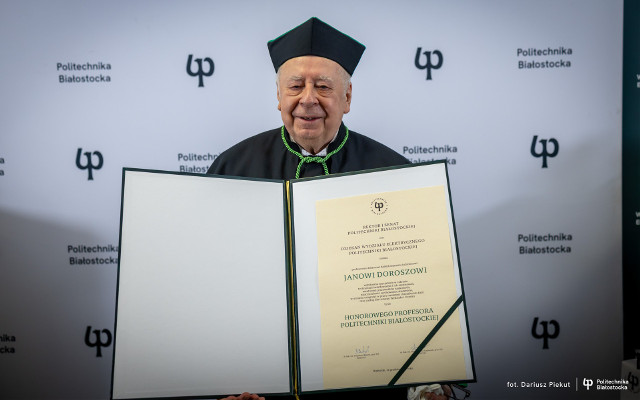 Prof. Jan Dorosz otrzymał tytuł Honorowego Profesora Politechniki Białostockiej. Zobacz, co działo się podczas uroczystości