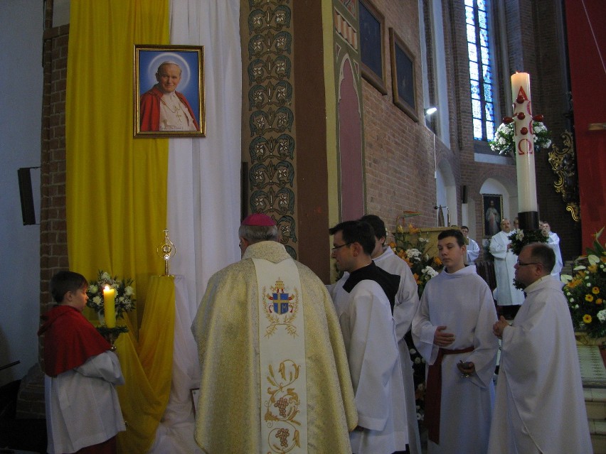 Relikwie Jana Pawła II w Darłowie [zdjęcia]