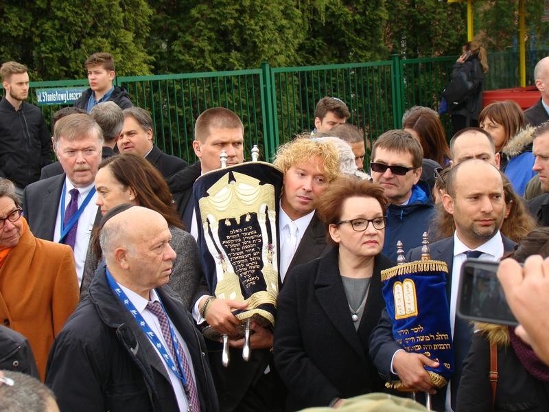 26 Marsz Żywych przeszedł z byłego niemieckiego obozu Auschwitz I do Auschwitz II Birkenau