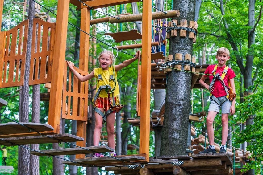 PARK LINOWY TROLLANDIA GÓRA ŻAR...