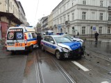 Wypadek policyjnego radiowozu na Gdańskiej. Cztery osoby w szpitalu [ZDJĘCIA]