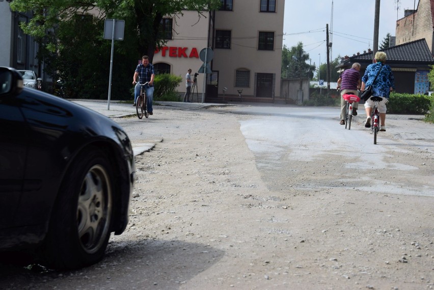 Dziś (12 lipca 2018) uroczyście rozpoczęto przebudowę drogi...