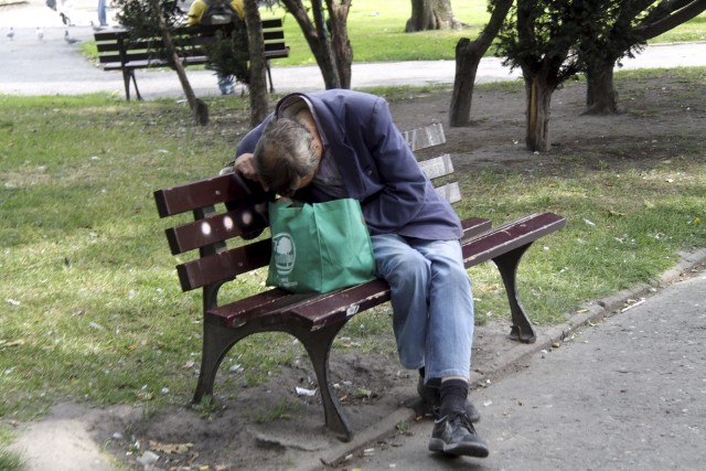 W Tarnowie końcem lutego żyło około 200 osób bezdomnych. Większość z nich mieszka w schronisku, ale wciąż sporo bezdomnych można spotkać na ulicach miasta.