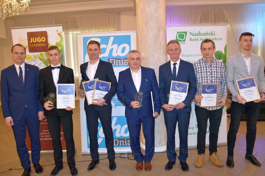 Najpopularniejsi sportowcy, trenerzy i talenty z powiatów niżańskiego i stalowowolskiego 2017 roku uhonorowani. Oto oni 