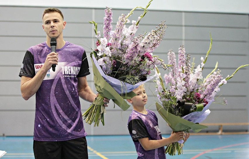 Młodzi fani siatkówki trenowali z Mariuszem Wlazłym