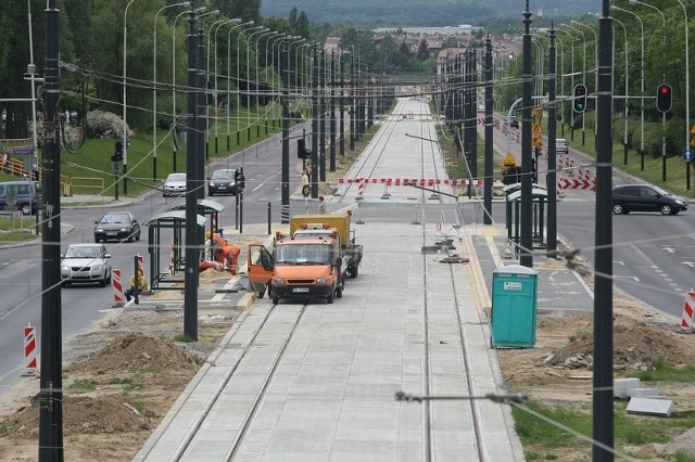 Łódź inwestuje (na zdjęciu retkiński odcinek terasy W-Z) i się zadłuża...