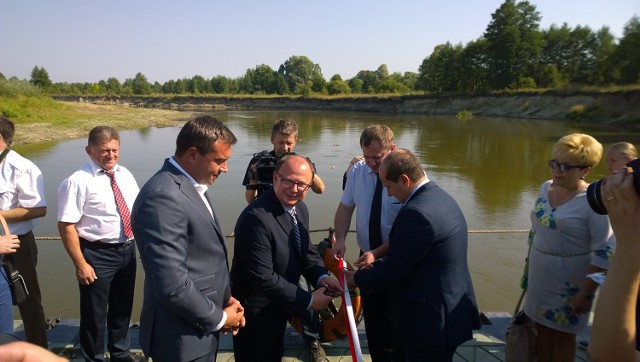 Uroczyste otwarcie tymczasowego mostu Zbereże - Adamczuki 