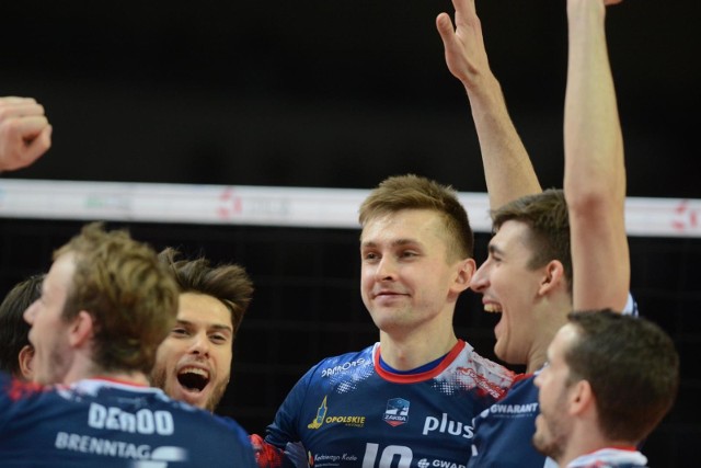 ZAKSA Kędzierzyn-Koźle jako pierwsza wywalczyła awans do niedzielnego finału Pucharu Polski we Wrocławiu