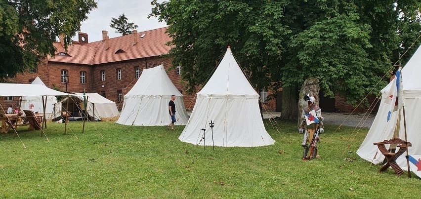 Bractwo Rycerzy Ziemi Sztumskiej skończyło 28 lat! Niech trwa! ZDJĘCIA