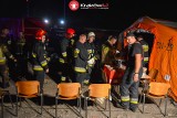 Woda dla Sosnowca. Strażacy z Rusocic pojechali na pomoc strażakom gaszącym pożar składowiska odpadów