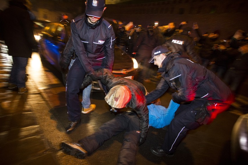 Kraków. Sąd chce przesłuchać około 80 policjantów 