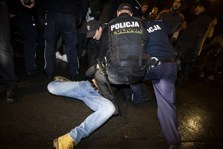 Kraków. Sąd chce przesłuchać około 80 policjantów 