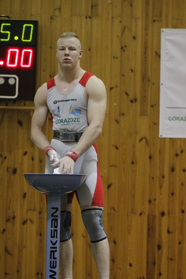 Bartłomiej Barth zdobył złoty medal w wadze do 94 kg.