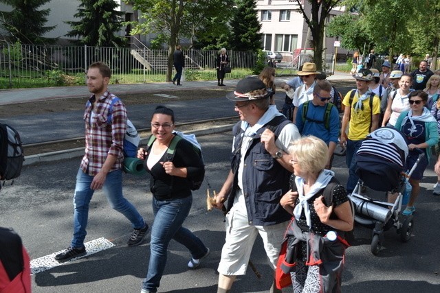 Rybnicka Pielgrzymka na Jasną Górę Wyruszyła