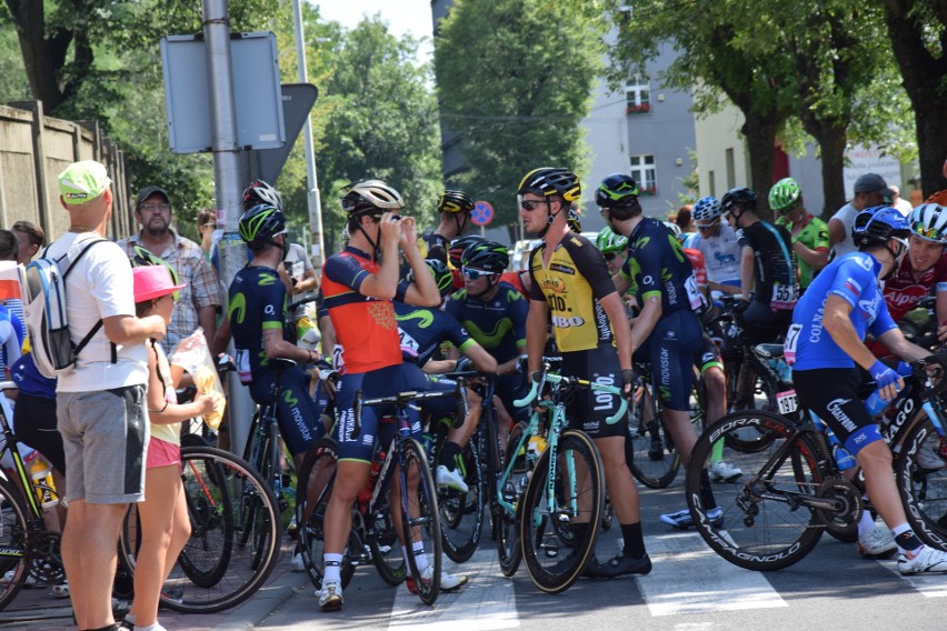 Tour de Pologne 2017 w Zawierciu. Kolarze już wystartowali ZDJĘCIA