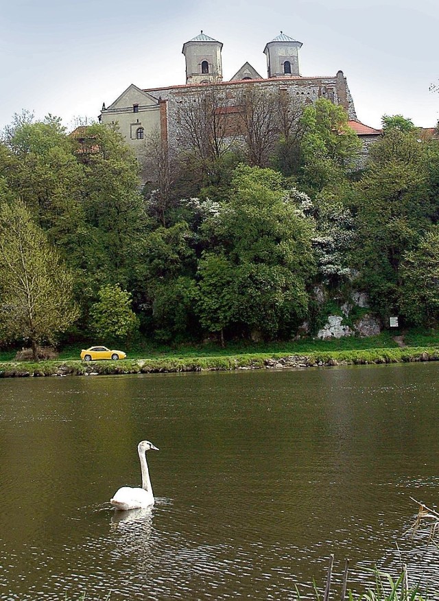 Klasztor w Tyńcu malowniczo wznosi się nad Wisłą