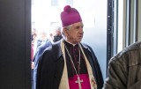 Arcybiskup Andrzej Dzięga przechodzi na emeryturę