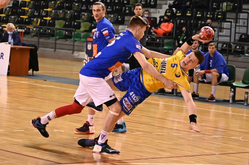 Łomża Vive Kielce pokonało Górnika Zabrze 34:30.