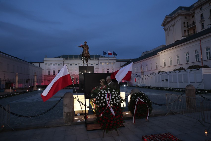 Jarosław Kaczyński podczas obchodów rocznicy katastrofy...