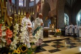 Święto Wniebowzięcia Najświętszej Maryi Panny w Poznaniu. W katedrze poświęcono kwiaty i zioła