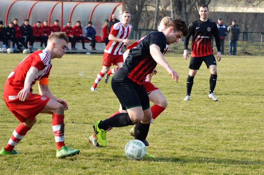 3. liga. Młodość Soły Oświęcim przegrała z doświadczeniem Wólczanki Wólka Pełkińska [ZDJĘCIA]