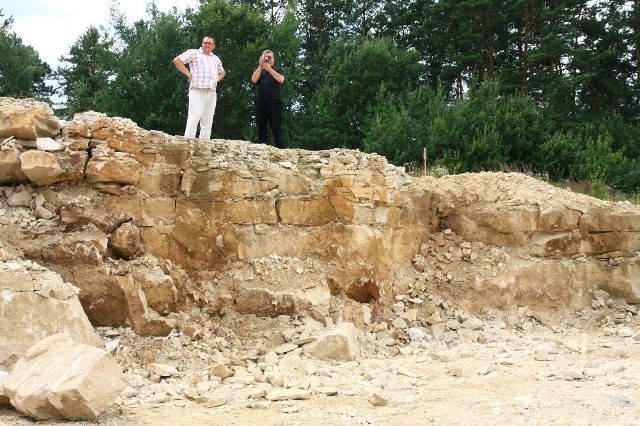 Kamieniołom mioceńskich wapieni w Starym Bruśnie  to nie tylko obiekt przemysłowy ale też spora atrakcja turystyczna