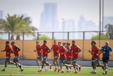 Mistrzostwa świata 2022. Pierwsze piłkarskie drużyny przyleciały do Kataru. Polacy dotrą tam w czwartek