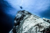 Konrad Baar z Tychów to pierwszy człowiek na świecie, który sfotografował Lazurowe Okno na dnie morza