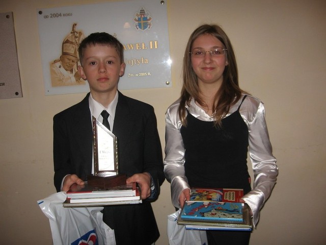 Oto zwycięska ekipa z Publicznej Szkoły Podstawowej numer 31: Agnieszka Tuzimek i Kacper Gawor. 